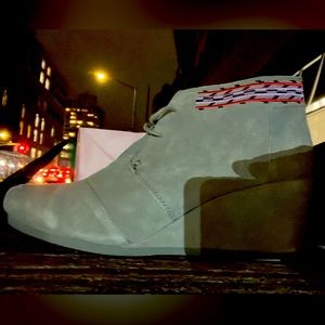 Tom’s suede boot with custom embroidery gently used very stylish and up to date